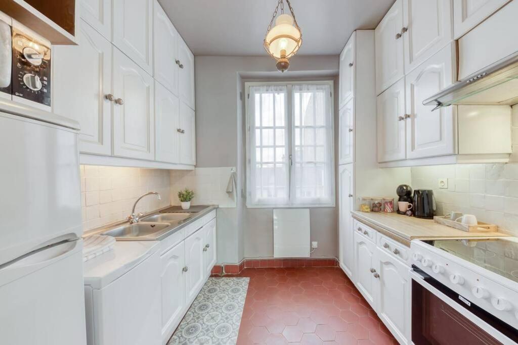 Le Lumineux 50 M² Gare/Chateau/Wifi/Netflix فيرفاي المظهر الخارجي الصورة